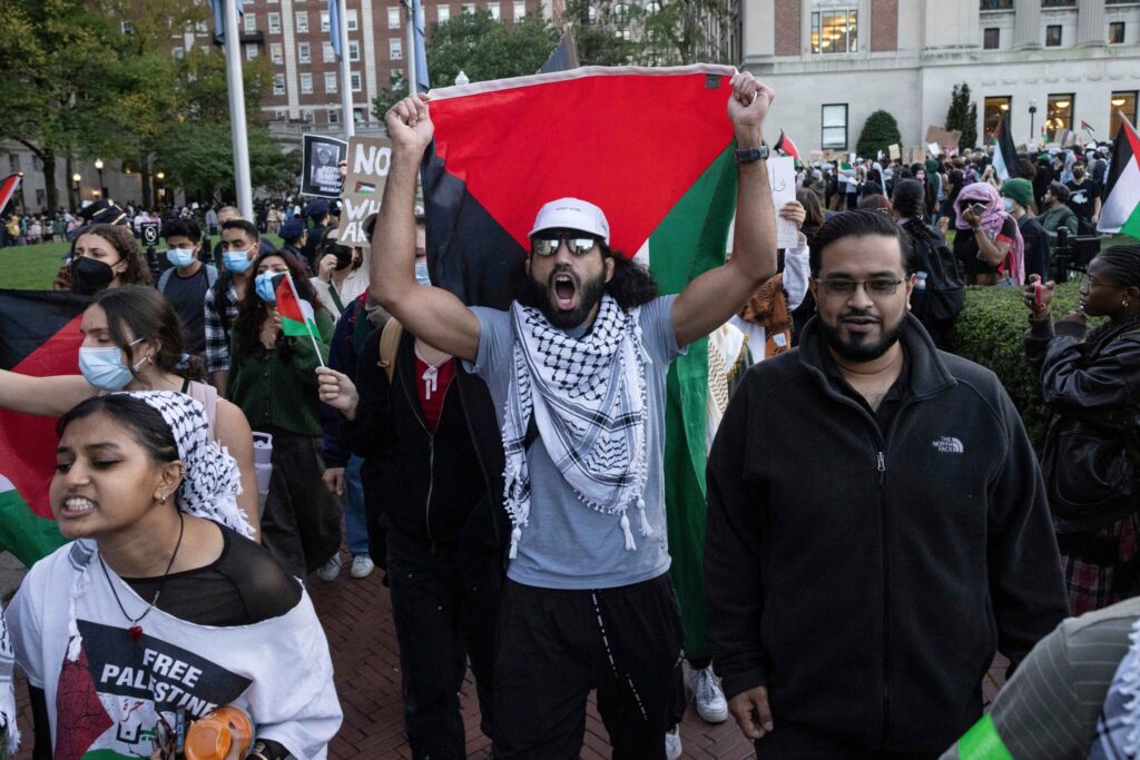 Pro-Palestine-protests-in-Harvard-scaled